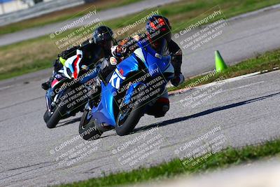 media/Jan-21-2023-Fastrack Riders (Sat) [[fcf3f88a30]]/Level 2/Session 4 Turn 6-Mountian Shot/